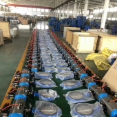 公司成品區(qū)1